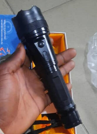 350,000 volts Rechargeable Torchlight Shock Taser - ₦45,000
